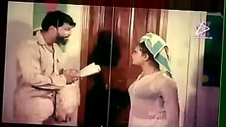 Barti Bangla Bollywood schittert in een sensuele Bengaalse film Gupon.