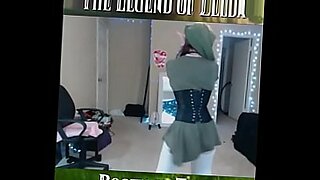 Zelda E34: 美しい美女との野生的でキンキーなセックス。