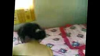indian girl fuking with foreigner tourist in bottomal room part 1