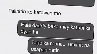 Lupit, une philippine soumise, parle sale dans une scène chaude.