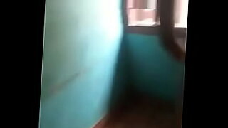 Il video privato di una ragazza di Kerala che fa il bagno è trapelato al pubblico.