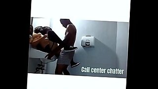 Operadora filipina de sexo telefónico se pone explícita con los clientes