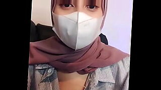 Vidéo virale indonésienne explicite et au goût douteux.