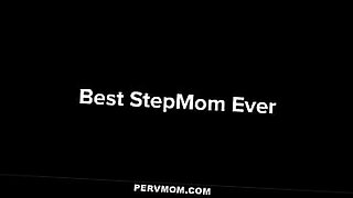 fucking stepmom while she is stuck
