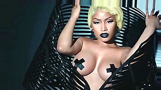 Nicki Minaj è la protagonista di un video di sesso bollente