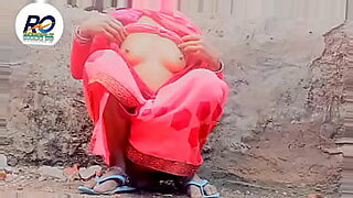 indian aunty saree bra blouse sexy andhra kerala karnataka bangalore hyderabad7