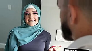 hijab miki becek