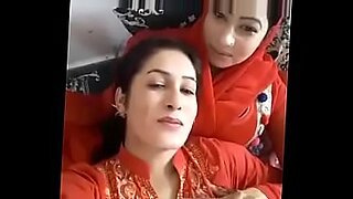 파키스탄 여학생들의 CCTV에 잡힌 비밀 순간들