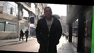 Video espliciti di Mul District XXX con scene hot e incontri intensi.