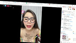 Sử dụng ứng dụng XXXVideos để có trải nghiệm tình dục không giới hạn.