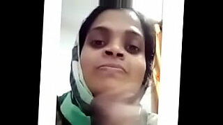 Kerala Tulasisexのビデオは、ホットなシーンが満載です。