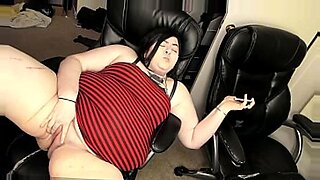 chubby girl fucked in the change room