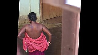 indian tamil anunty bath