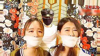 中国美女在BDSM三人行中被捆绑和挑逗