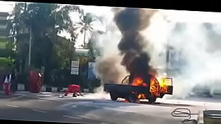 O título do vídeo decente descreve com precisão o conteúdo