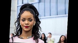 Saat-saat terpanas Rihanna dalam koleksi video tunggal