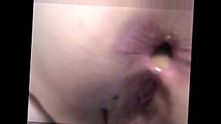 girl first time sex old man seal blood