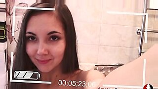 hot sex in bathroom son and mom
