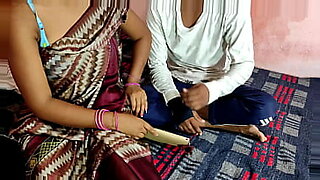 mom son with hindi audio