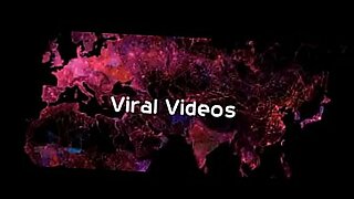 Video viral của Shakira được khởi động lại trong bộ phim hài tình dục trên xe hơi.