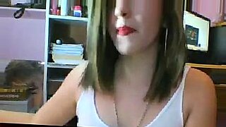 very small dick in a big lips mouth sucking red lipstick8